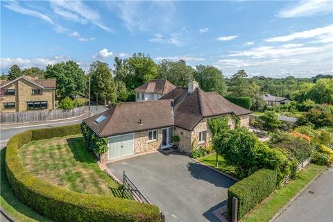 3 bed property, in Fortune Close, £599,950