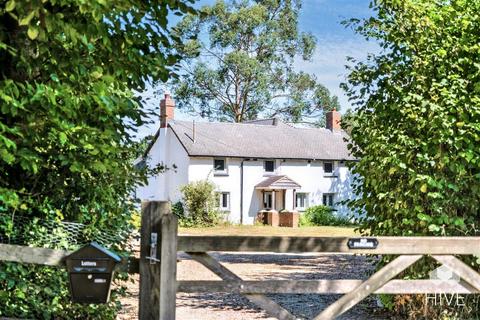 5 bed property, in Verwood Road, £1,150,000