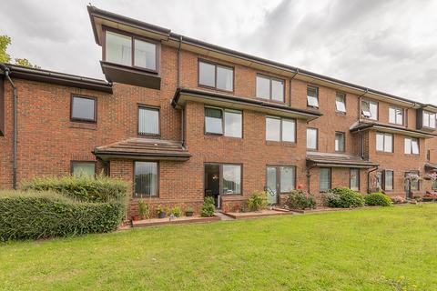 1 bed property, in Bushfield, £47,000