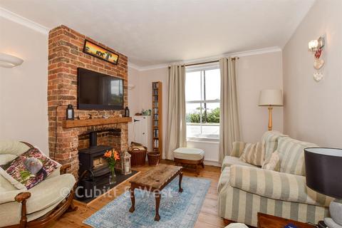 3 bed property, in New Cottages, £375,000