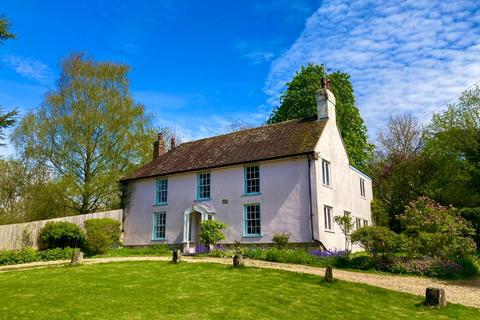 4 bed property, in Stoford, £895,000