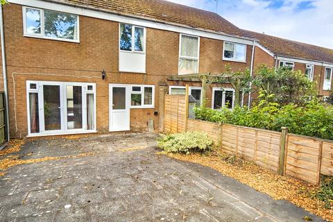 3 bed property, in 12 Lutwyche Close, £265,000