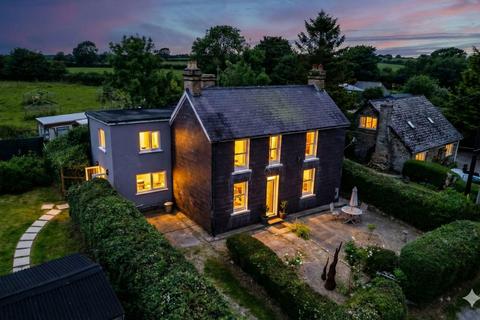 5 bed property, in Owl Farm Holiday Cottages, £1,350,000