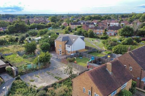 10 bed property, in St. Peters Road, £1,250,000