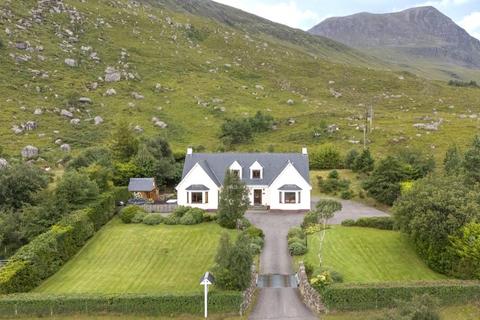 5 bed property, in Creag-Ard, £475,000