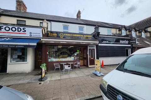 Land, in Woodville Road, £379,995