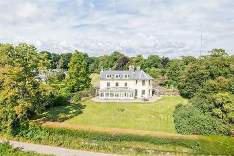6 bed property, in The Cottage, £1,750,000