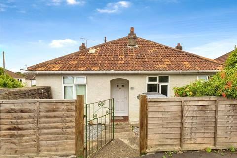 3 bed property, in Ponsford Road, £325,000