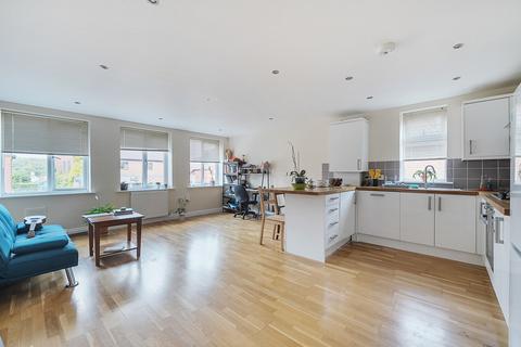 2 bed property, in Headley Road, £239,950