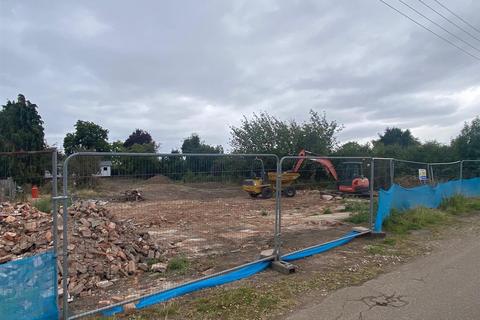 Land, in Brotts Road, £170,000