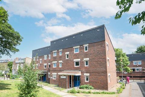 1 bed property, in Nevill Road, £325,000
