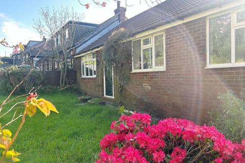 3 bed property, in Thorpe Lane, £285,000