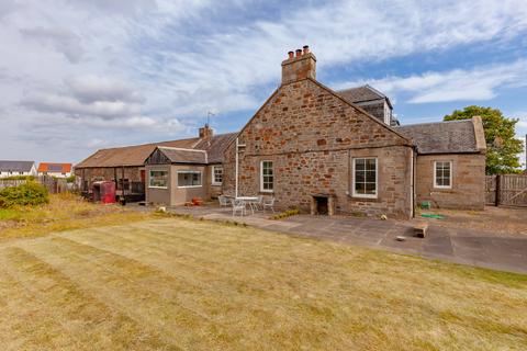 5 bed property, in Camps Cottage, £625,000