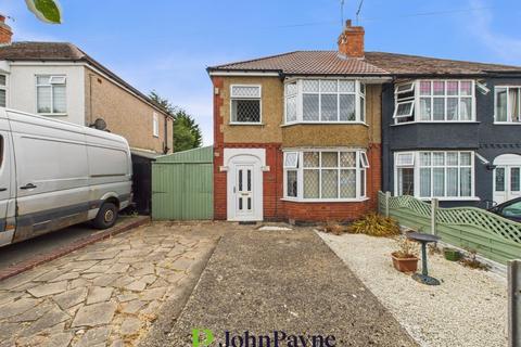 3 bed property, in Moat Avenue, £310,000