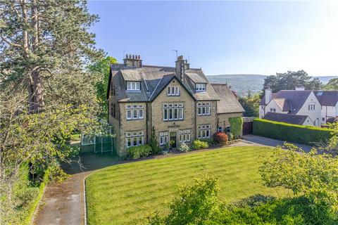 7 bed property, in Gill Bank Road, £2,595,000