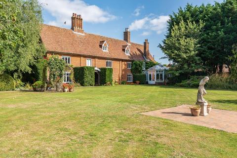 5 bed property, in Mill Lane, £980,000