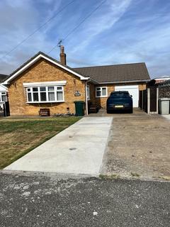 3 bed property, in Chapel Close, £310,000