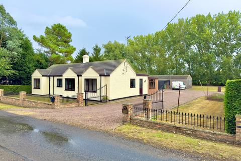 3 bed property, in Grangehill Road, £399,995