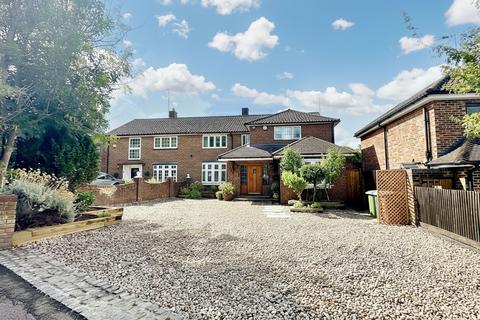 5 bed property, in Cowley Hill, £1,000,000