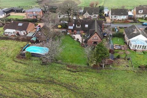 5 bed property, in Lodge Drove, £935,000