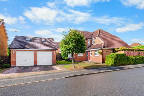 4 bed property, in Rutherford Road, £550,000