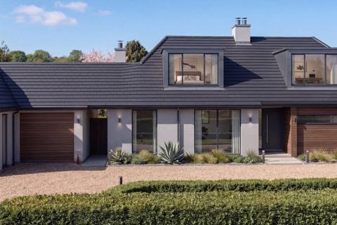 3 bed property, in Makins Road, £950,000