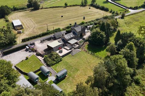 5 bed property, in Thorney Edge, £950,000