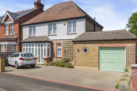 3 bed property, in Priestlands Park Road, £1,000,000
