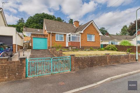 3 bed property, in Blagdon Rise, £350,000
