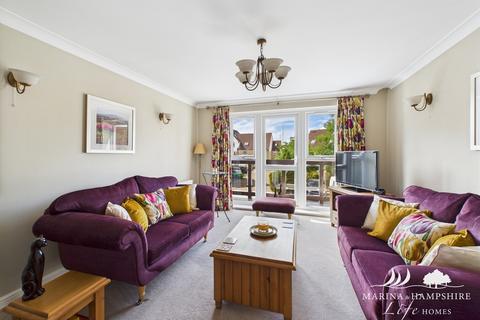 3 bed property, in Tintagel Way, £360,000