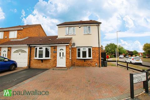 4 bed property, in Benedictine Gate, £475,000