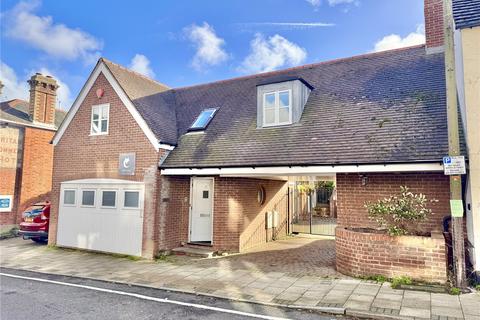 2 bed property, in Station Street, £360,000