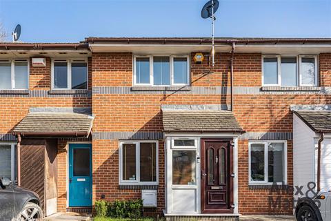 2 bed property, in Henley Drive, £630,000