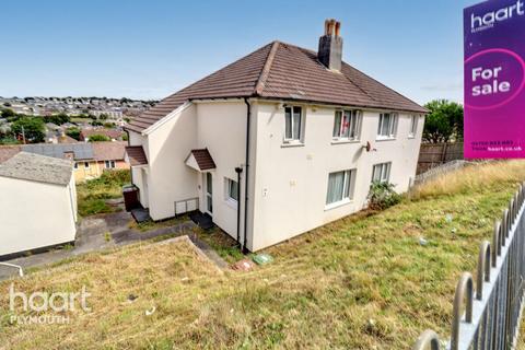1 bed property, in Landulph Gardens, £79,000