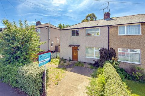 3 bed property, in Marshall Avenue, £500,000