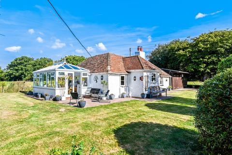 2 bed property, in Priory Road, £600,000