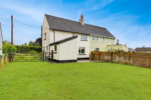 3 bed property, in Beech Lea, £260,000
