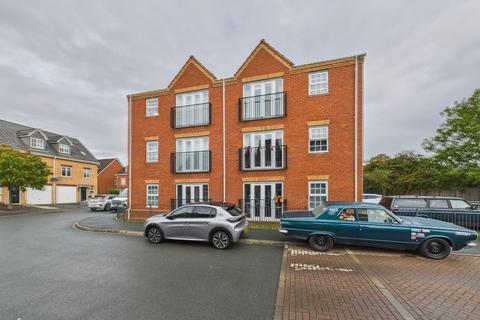 2 bed property, in Lavender House, £95,000