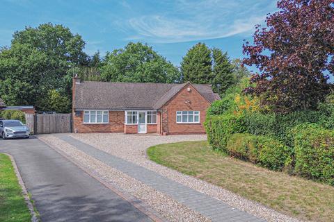 7 bed property, in Orchard Road, £750,000