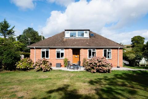 3 bed property, in Bewdley Bank, £550,000