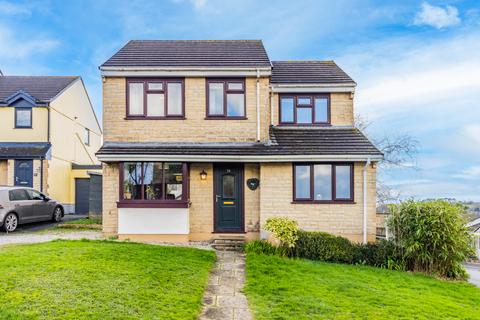 4 bed property, in Foxdown Manor, £399,950