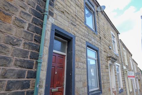 3 bed property, in Derby Street, £85,000