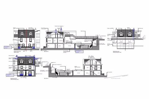 Studio, in Brixham TQ5, £195,000