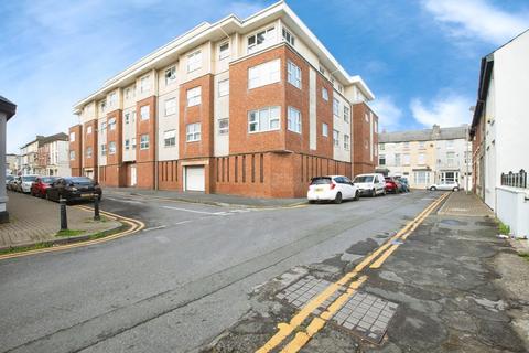 1 bed property, in Yorkshire Street, £50,000