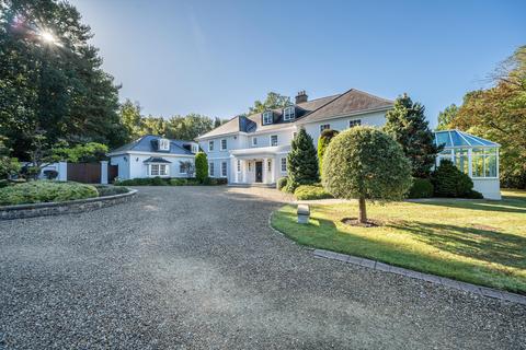 8 bed property, in South Drive, £6,950,000