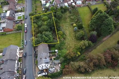 Land, in Station Road, £15,000