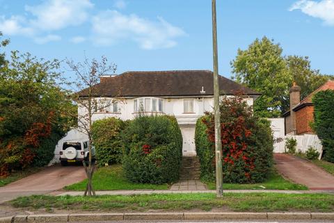 7 bed property, in Watford Way, £1,500,000