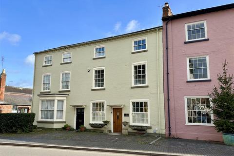 4 bed property, in 3 Church Street, £495,000