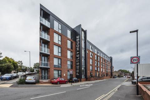 1 bed property, in Priestley Street, £51,000