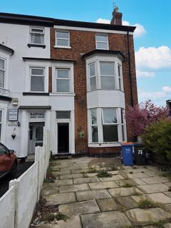 6 bed property, in Bath Street, £320,000